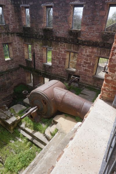 [Picture of the interior of the ruins of Tulloch's Mill]